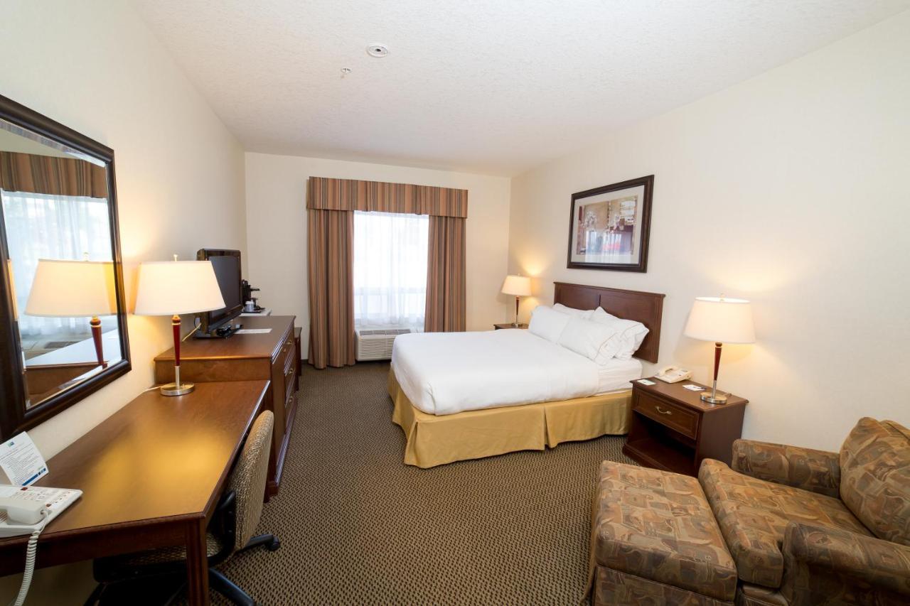 Holiday Inn Express & Suites Drayton Valley By Ihg Dış mekan fotoğraf