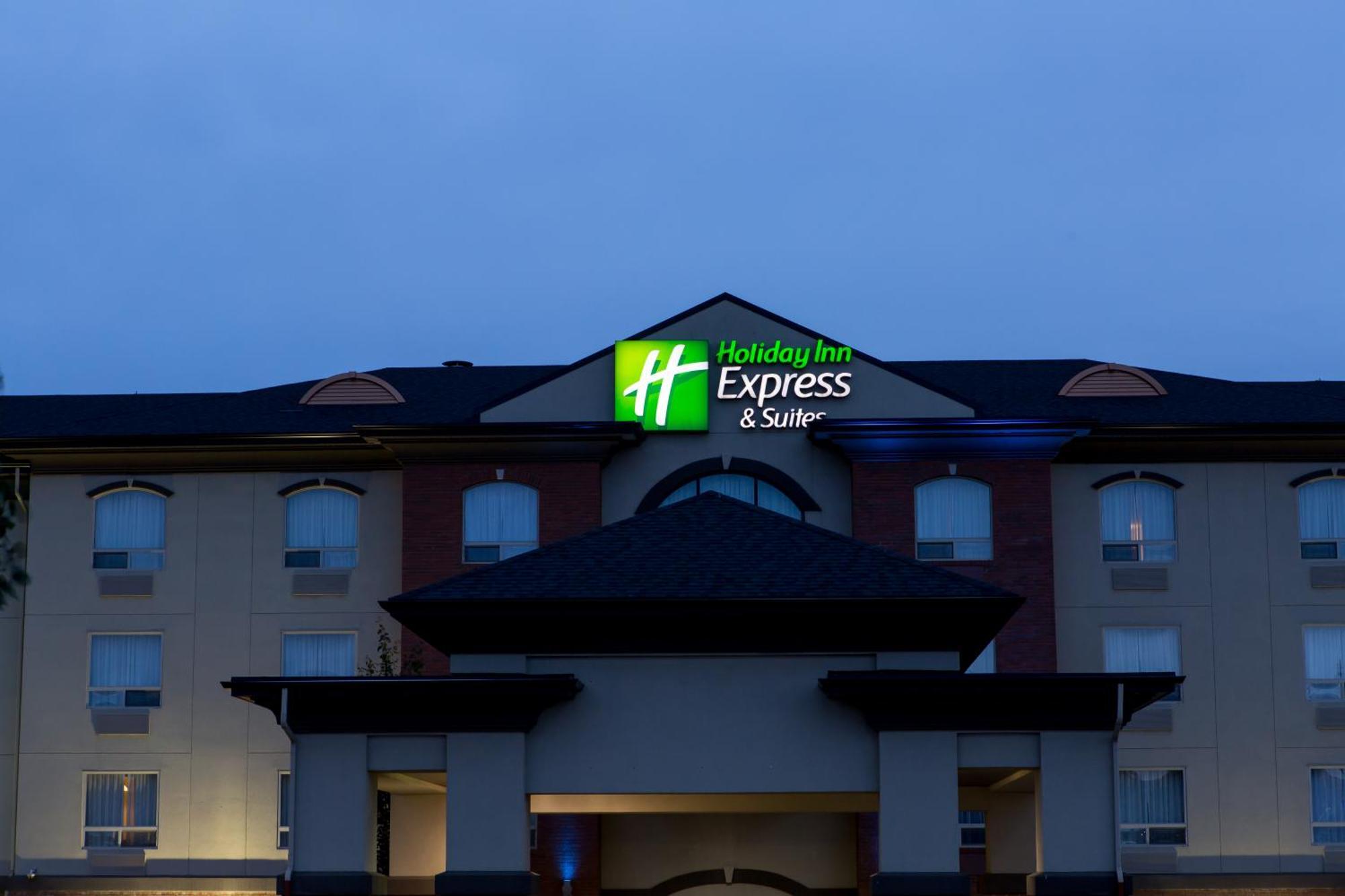 Holiday Inn Express & Suites Drayton Valley By Ihg Dış mekan fotoğraf
