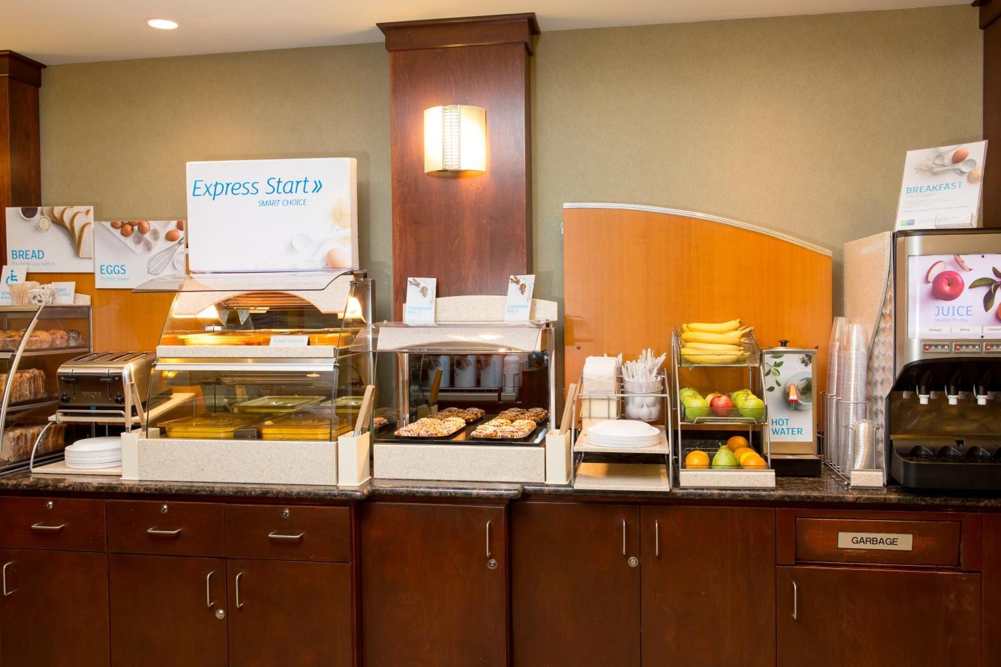 Holiday Inn Express & Suites Drayton Valley By Ihg Dış mekan fotoğraf