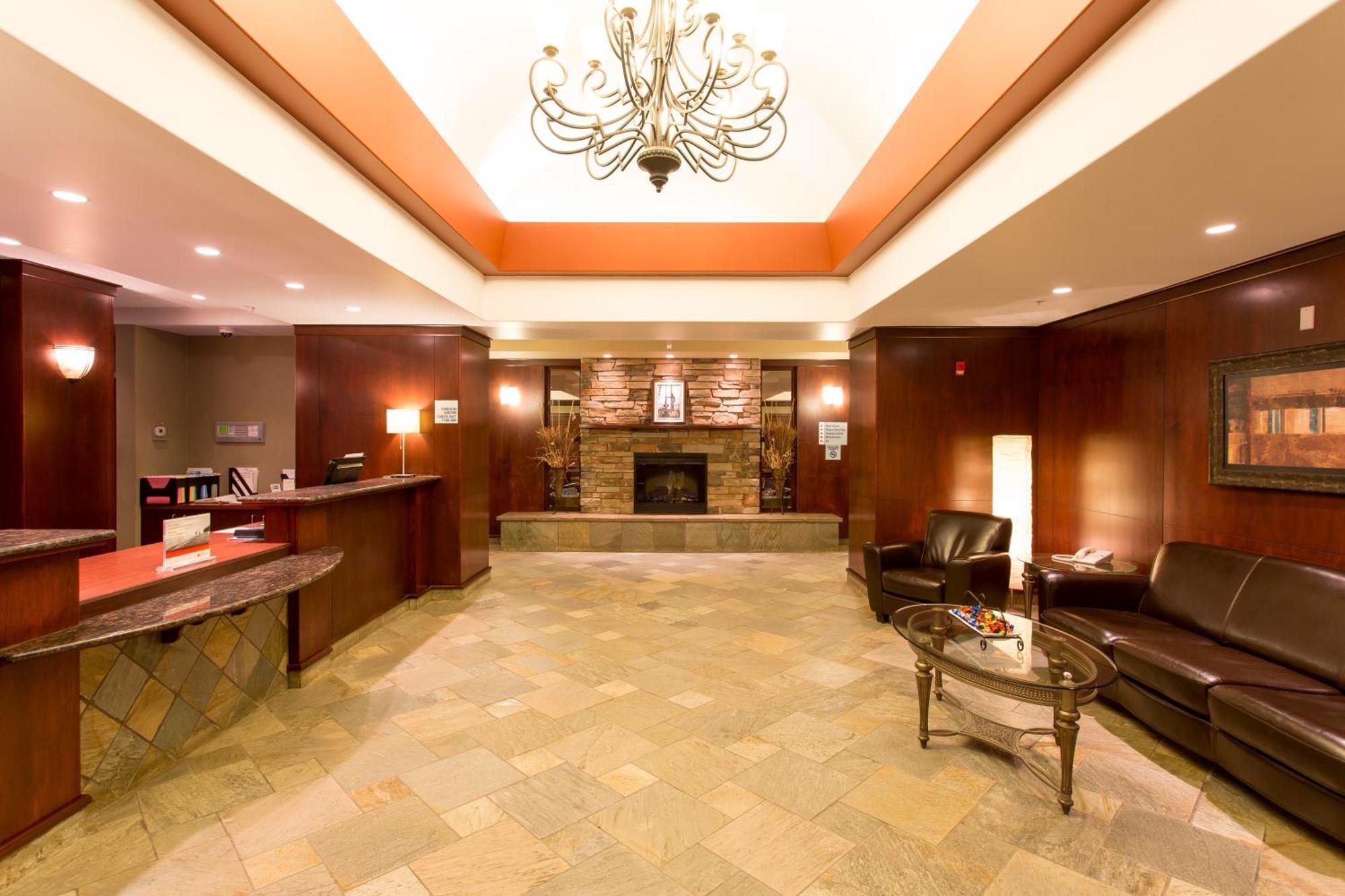 Holiday Inn Express & Suites Drayton Valley By Ihg Dış mekan fotoğraf