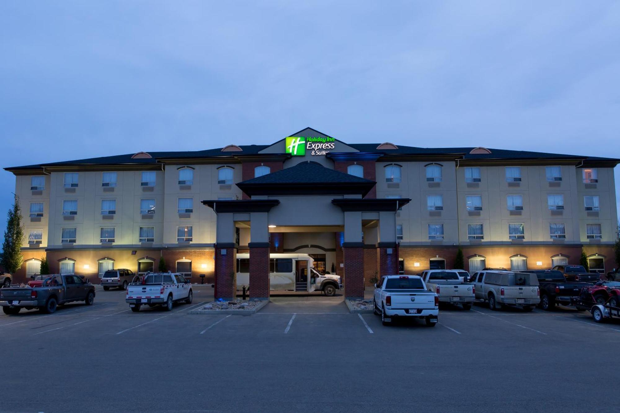Holiday Inn Express & Suites Drayton Valley By Ihg Dış mekan fotoğraf