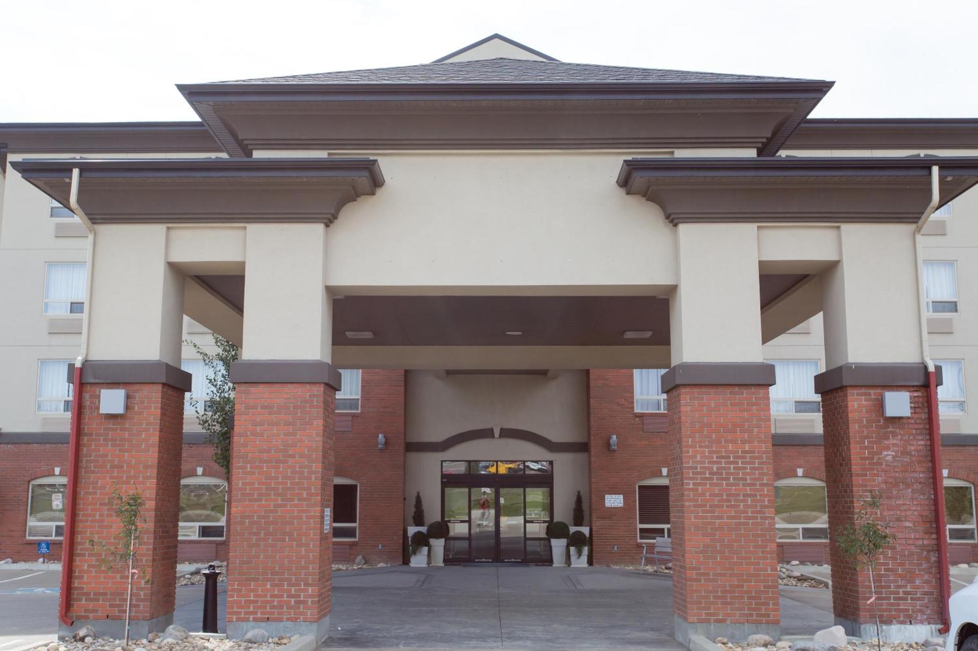 Holiday Inn Express & Suites Drayton Valley By Ihg Dış mekan fotoğraf