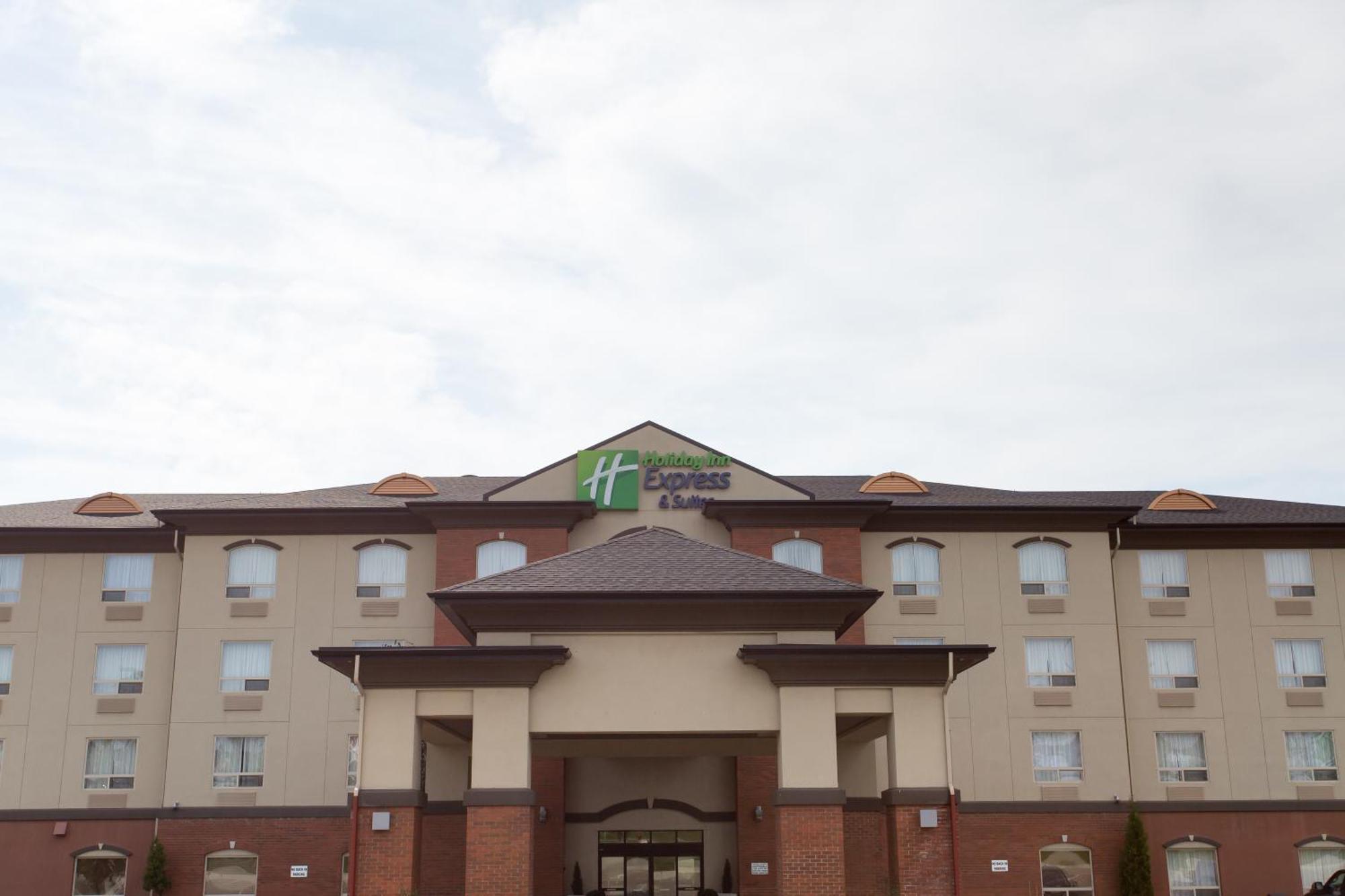 Holiday Inn Express & Suites Drayton Valley By Ihg Dış mekan fotoğraf