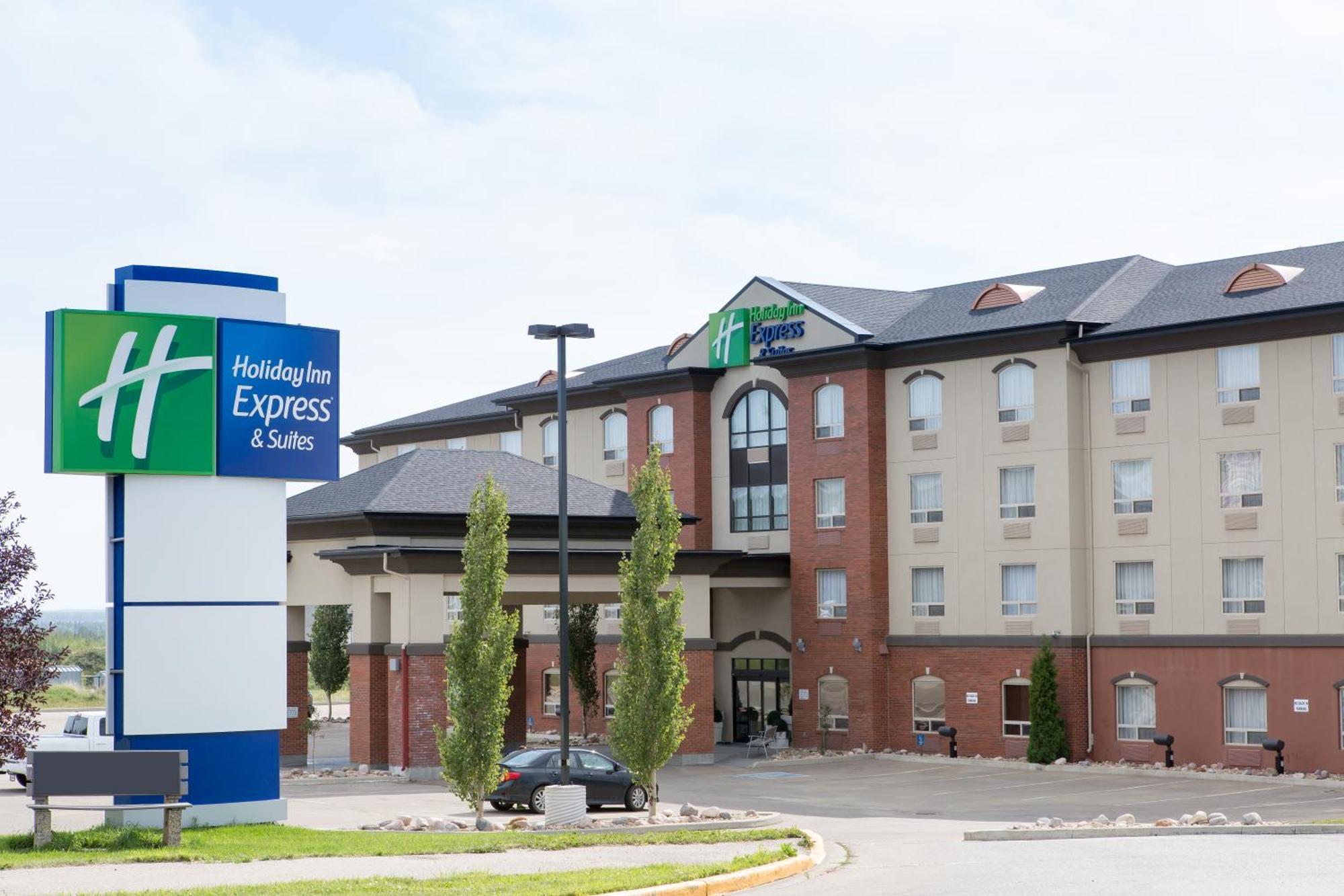 Holiday Inn Express & Suites Drayton Valley By Ihg Dış mekan fotoğraf