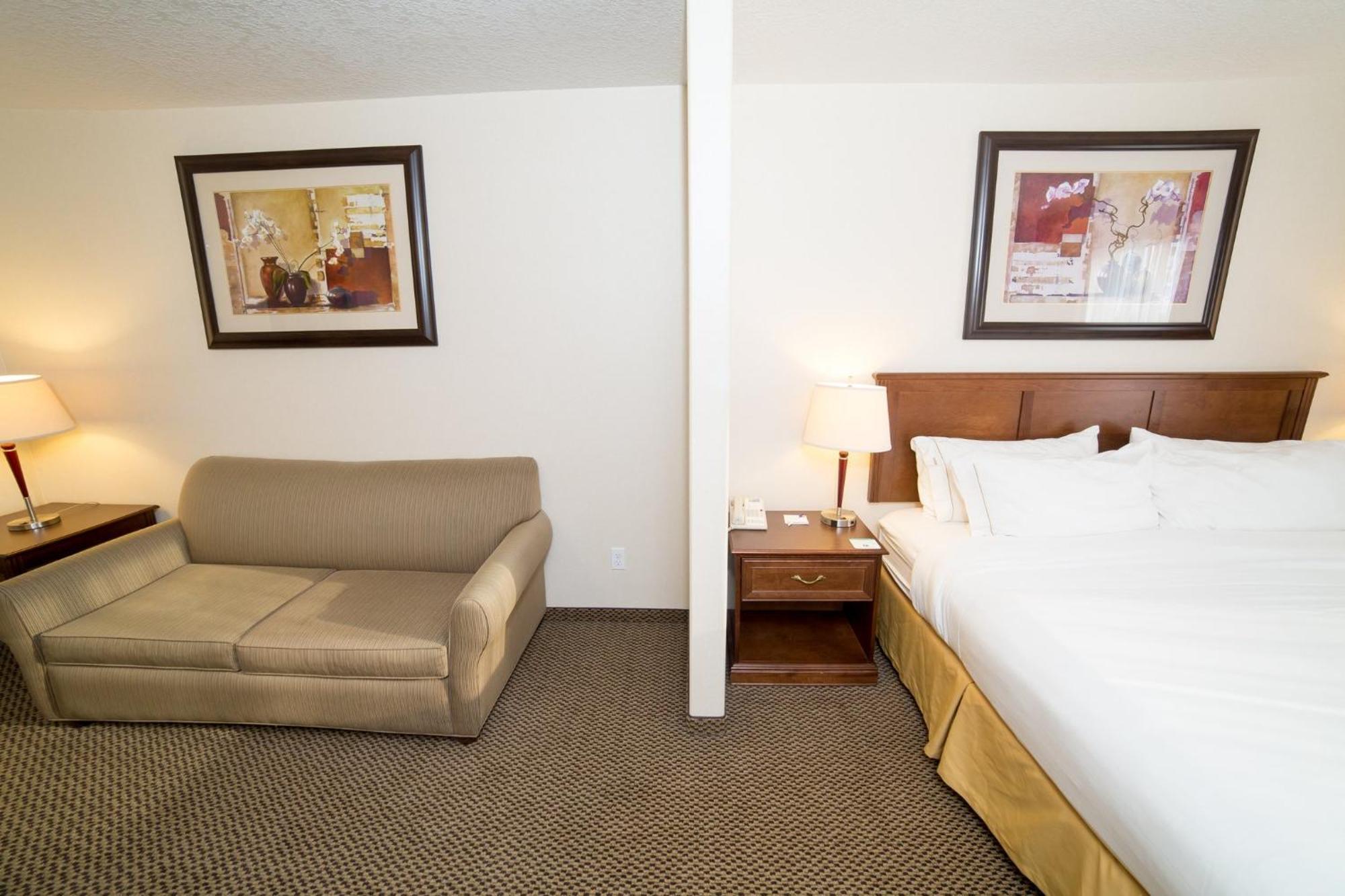 Holiday Inn Express & Suites Drayton Valley By Ihg Dış mekan fotoğraf